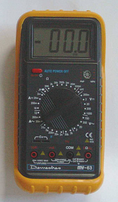multimetro digitale