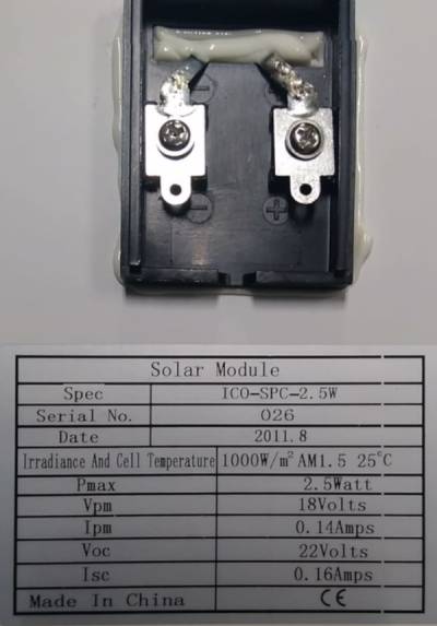 targa di un pannello da 2,5Wp targa di un pannello da 2,5Wp